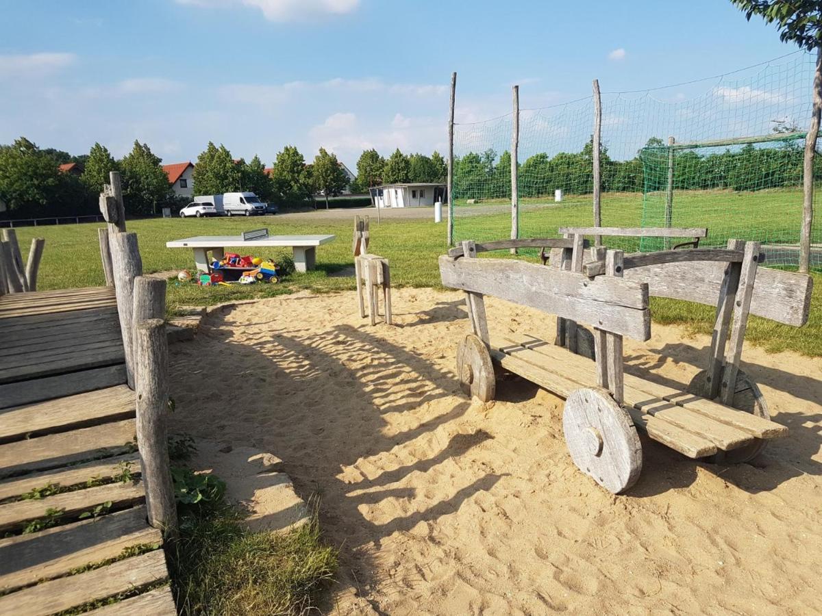 Pferdepension Jaeger Markranstädt Esterno foto